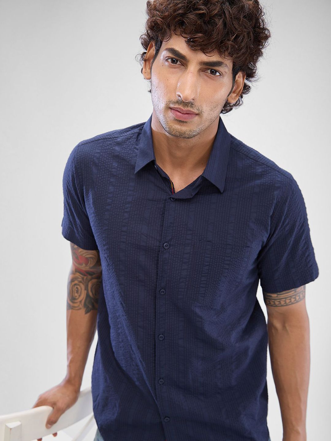 SPYKAR Men Slim Fit Solid Spread Collar Casual Shirt