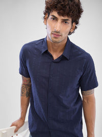 SPYKAR Men Slim Fit Solid Spread Collar Casual Shirt