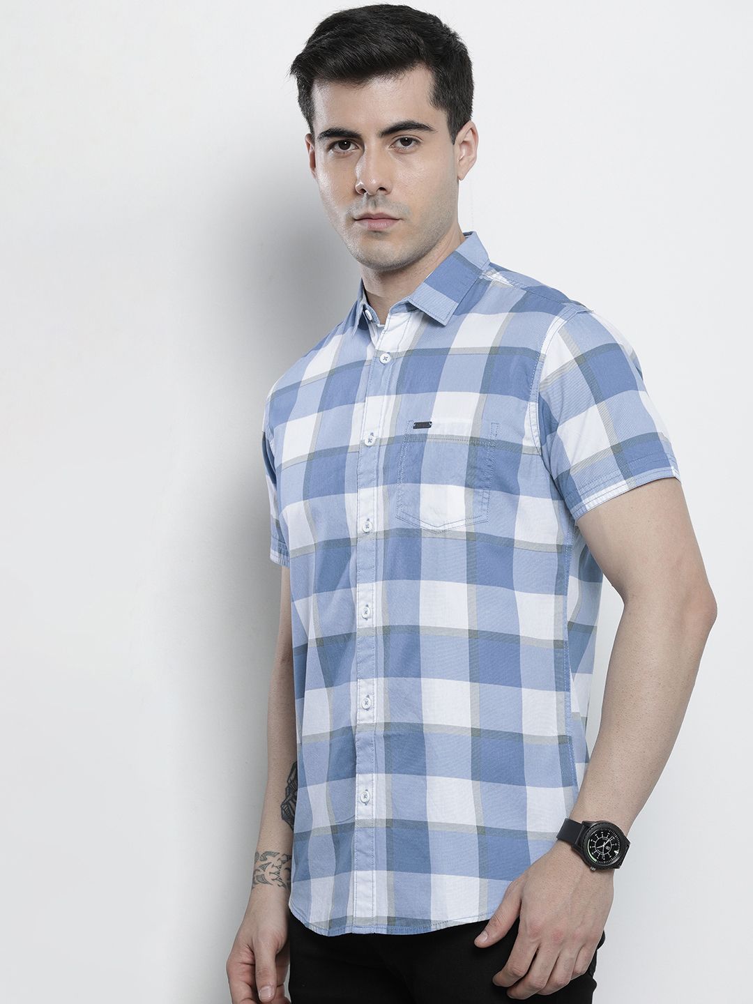 The Indian Garage Co Men Windowpane Checked Casual Shirt