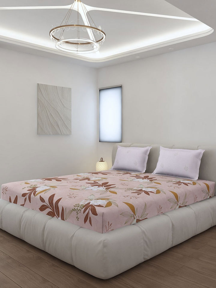 Monte Carlo Edmond Peach-Coloured & Brown Printed 144 TC King Bedsheet Set 2.70 m x 2.70 m