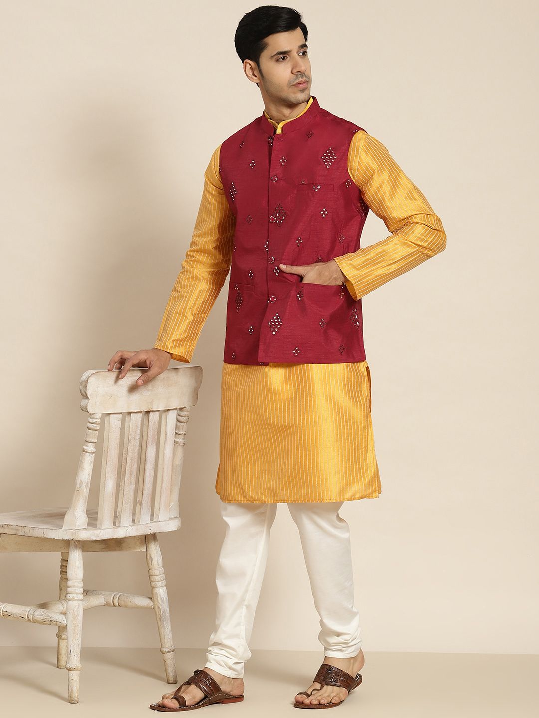 SOJANYA Men Woven Design Kurta with Churidar with Nehru Jacket