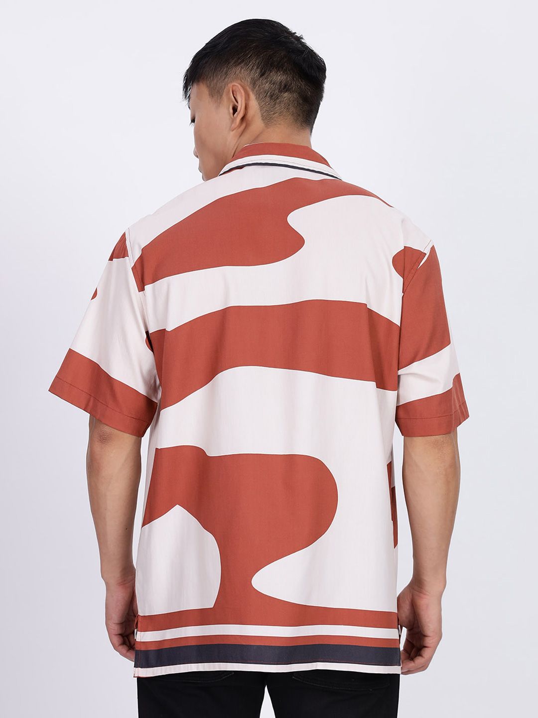 Eszett Lelaki Baju Kasual Kapas Bercetak Spread Collar Abstrak
