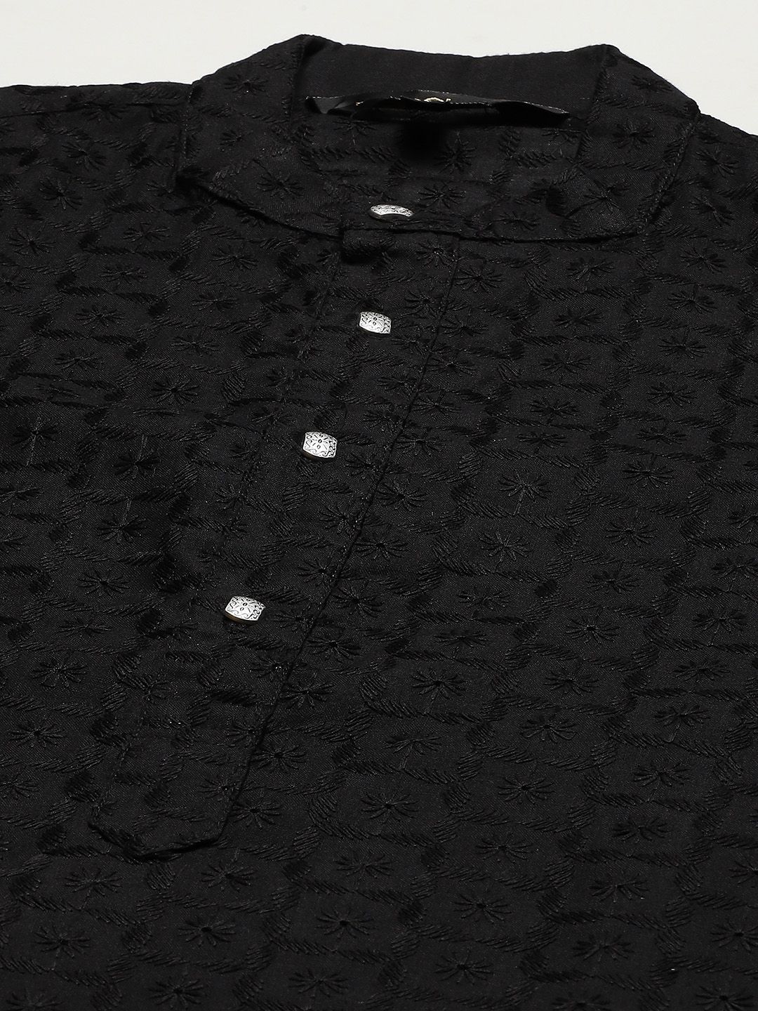 SOJANYA Lelaki Black Chikankari Pure Cotton Kurta with Churidar & Nehru Jacket