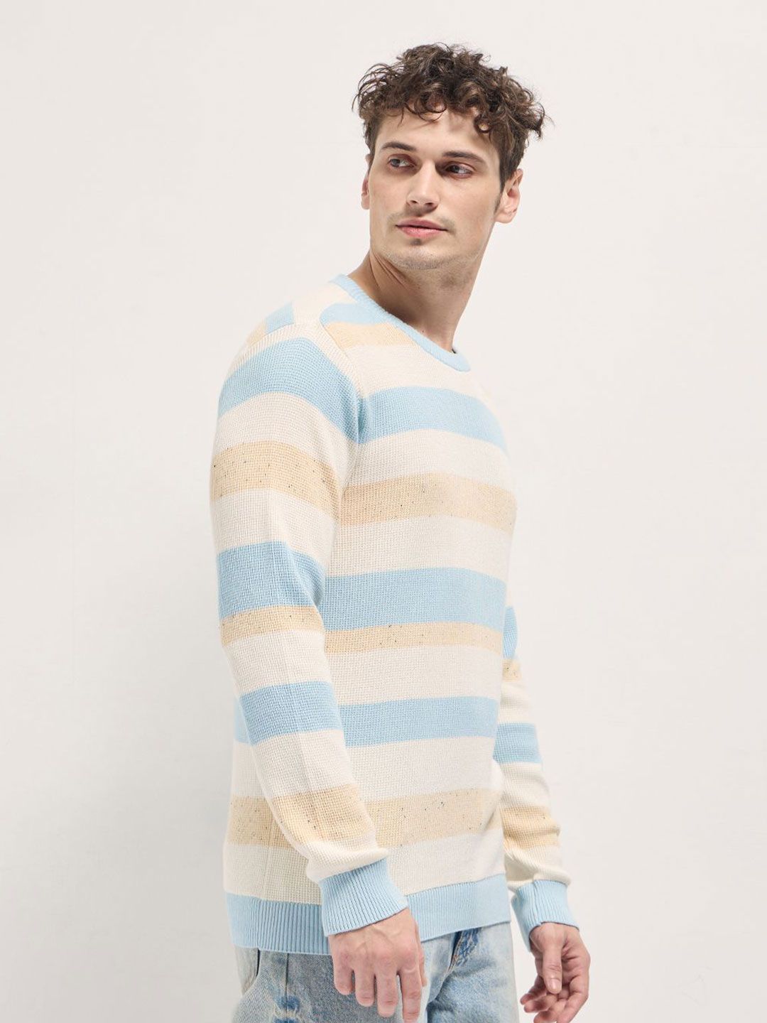 THE BEAR HOUSE Men Striped Slim Fit T-shirt