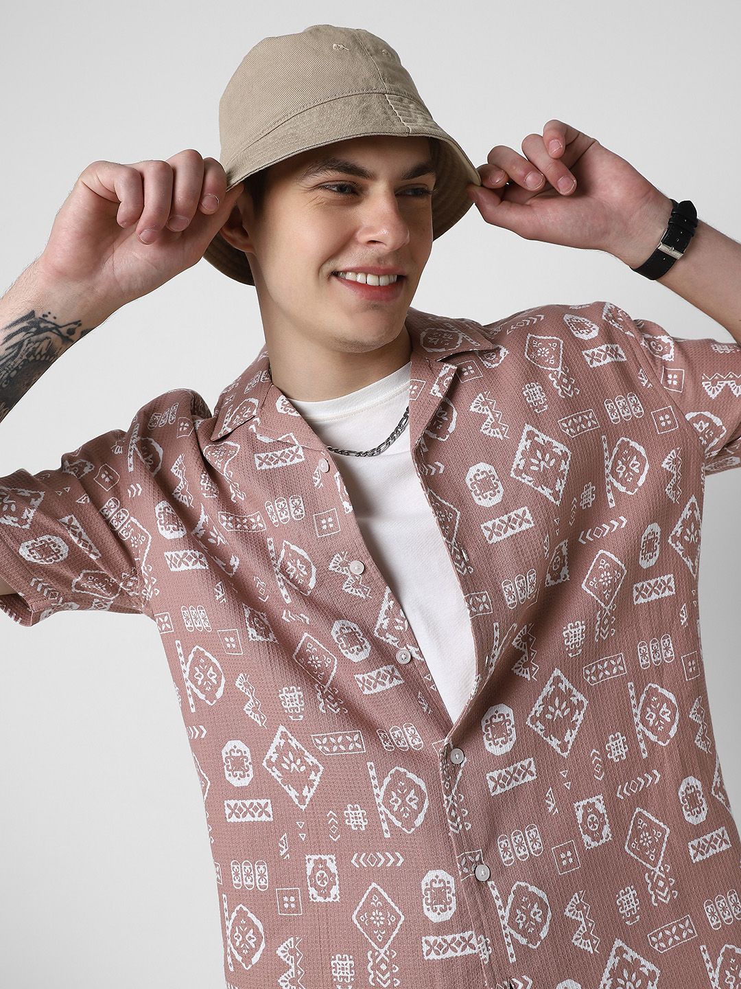 VASTRADO Men Classic Opaque Printed Casual Shirt