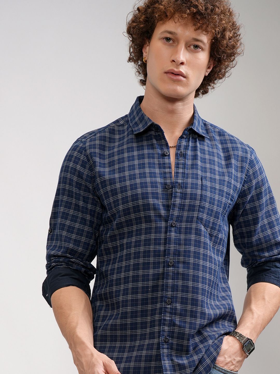 HIGHLANDER Men Blue & White Slim Fit Checked Casual Shirt