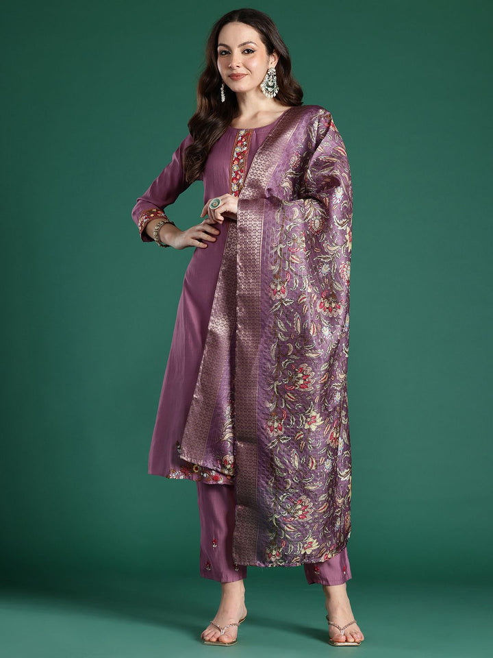 Indo Era Floral Embroidered Thread Work Kurta with Trousers & With Dupatta