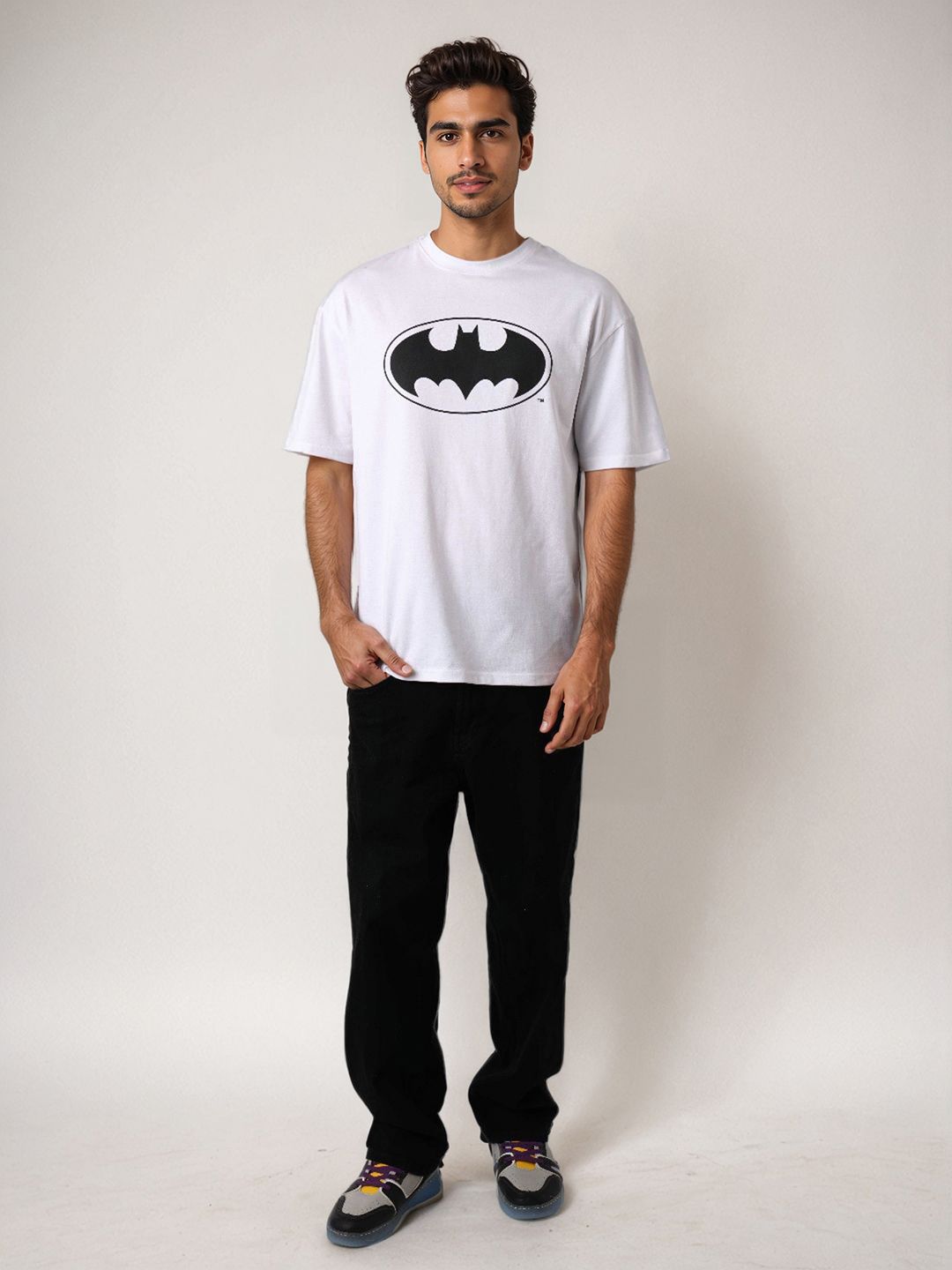 The Indian Garage Co Men Batman Graphic Printed Round Neck Pure Cotton Boxy T-shirt
