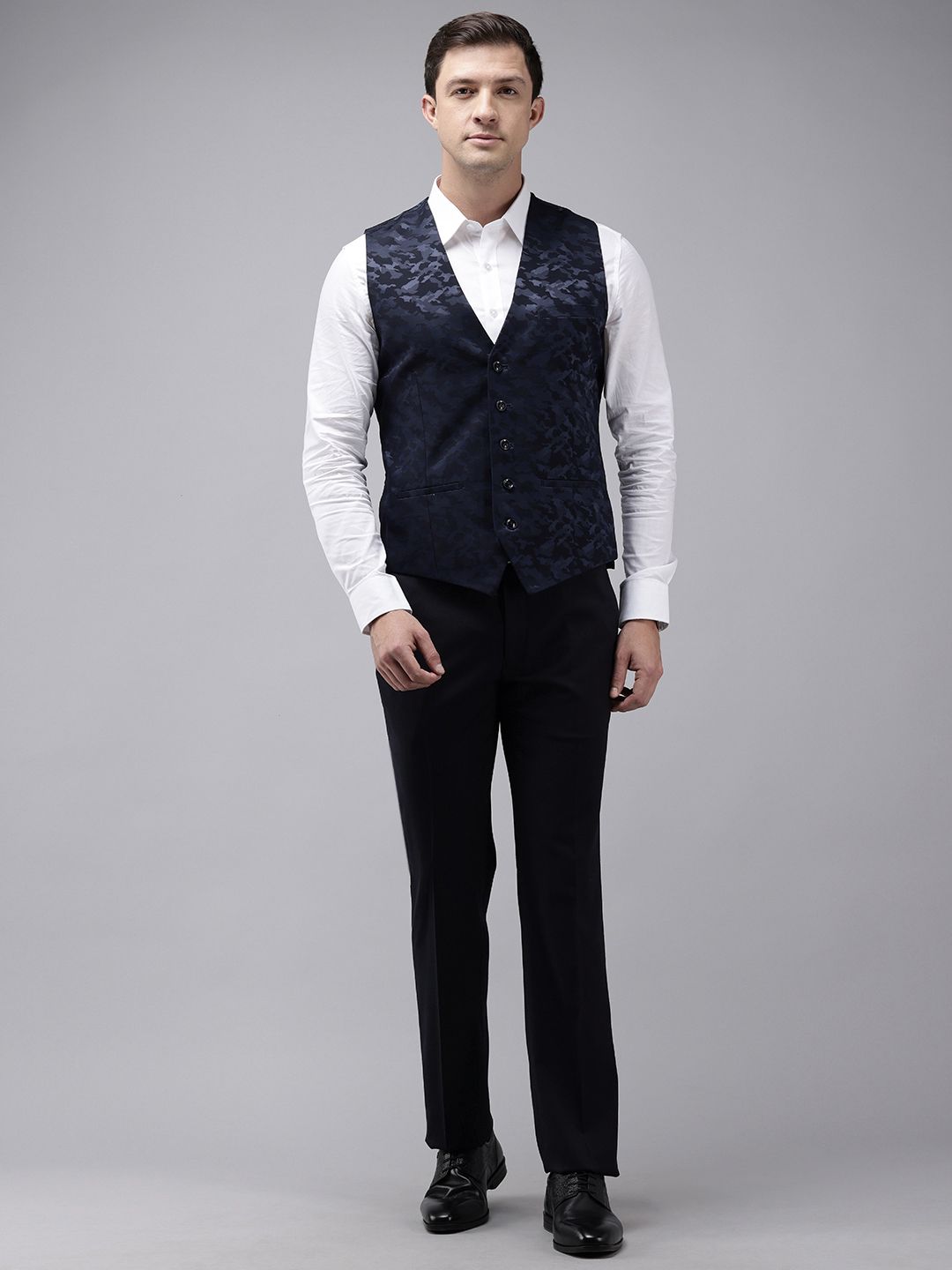 Park Avenue Self Design Single Breasted Super Slim Fit 3-Peice Suit