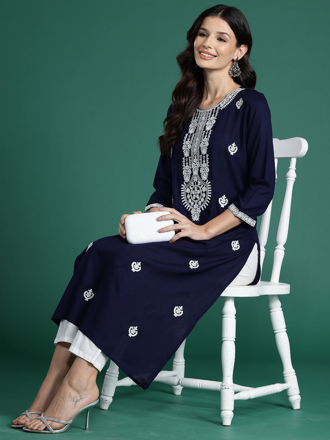 Indo Era Ethnic Motifs Embroidered Thread Work Kurta