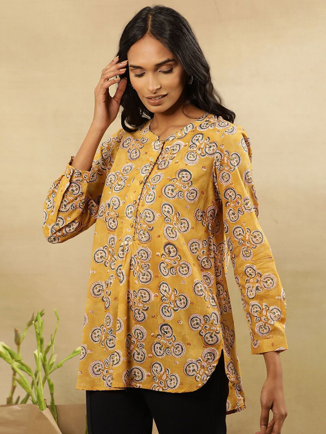 Folk Song  Mandarin Collar Printed Long Sleeves Cotton Top