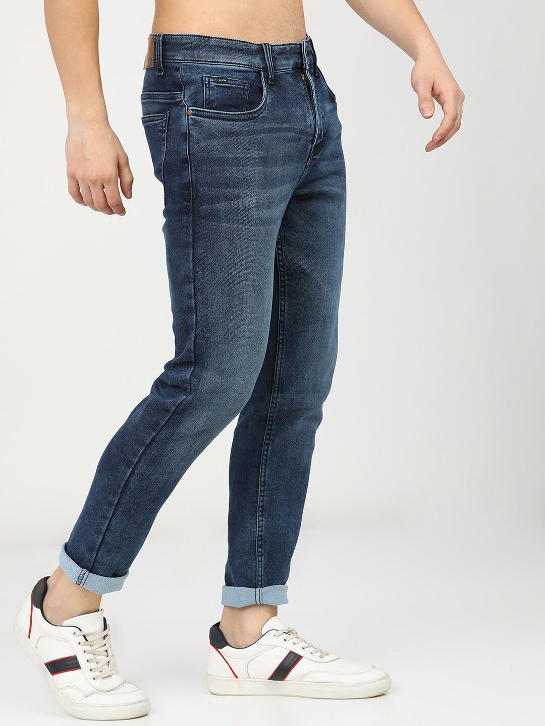 HIGHLANDER Men Blue Tapered Fit Light Fade Stretchable Jeans