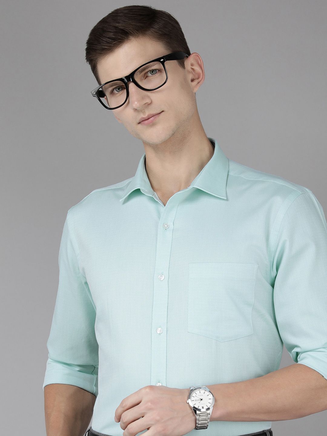 Park Avenue Pure Cotton Slim Fit Self Design Textured Formal Shirt