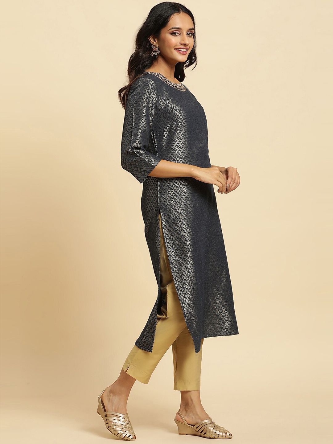 W Ethnic Motifs Woven Design Straight Kurta