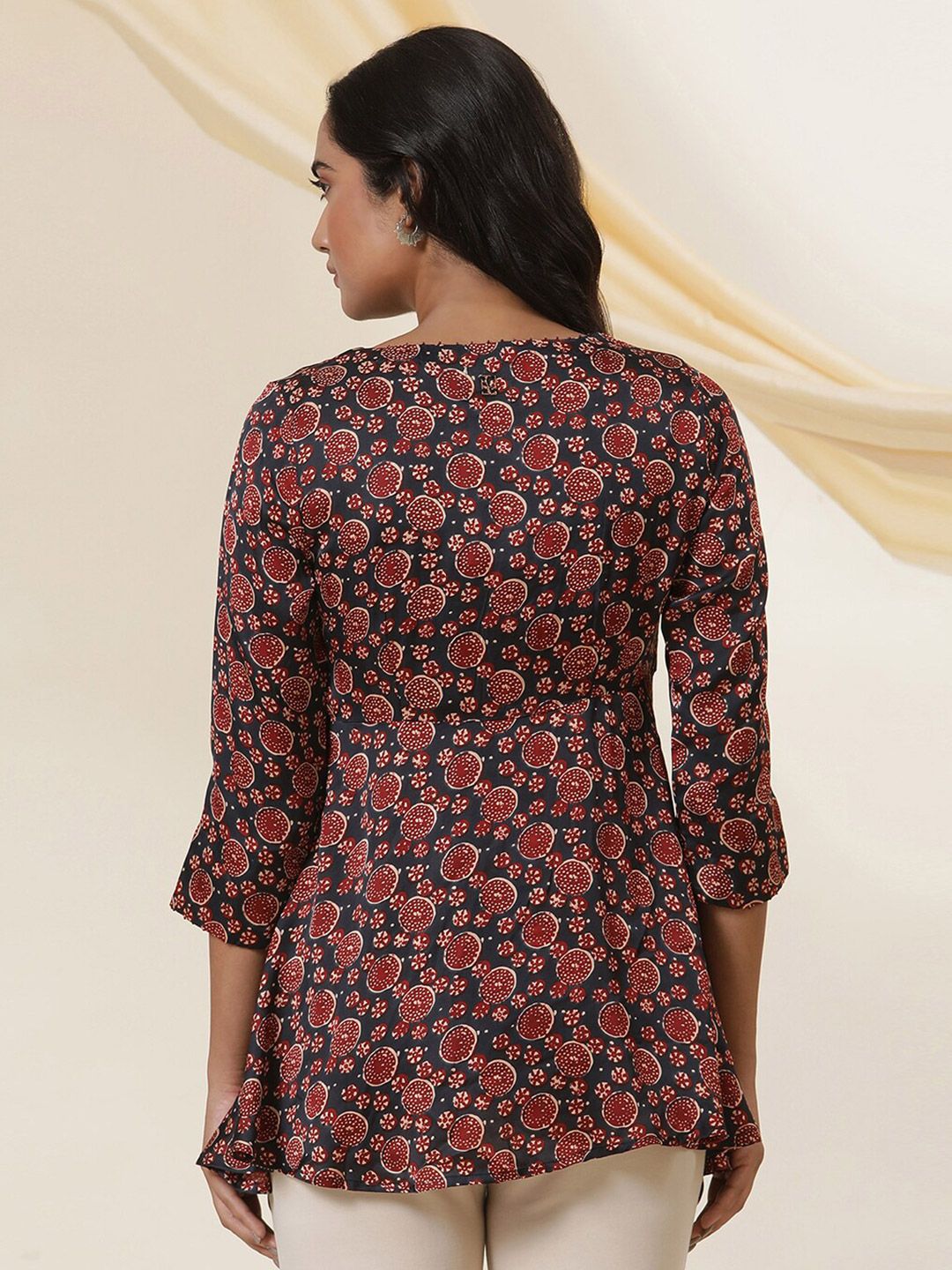 W Floral Printed Round Neck A-Line Top