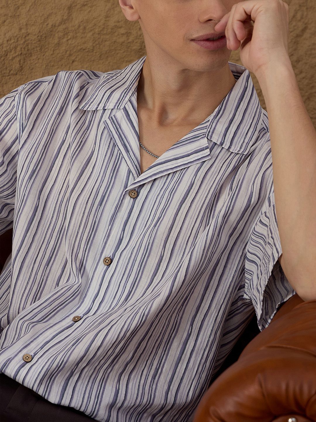 DENNISON Men Vertical Striped Oversized Casual Shirt