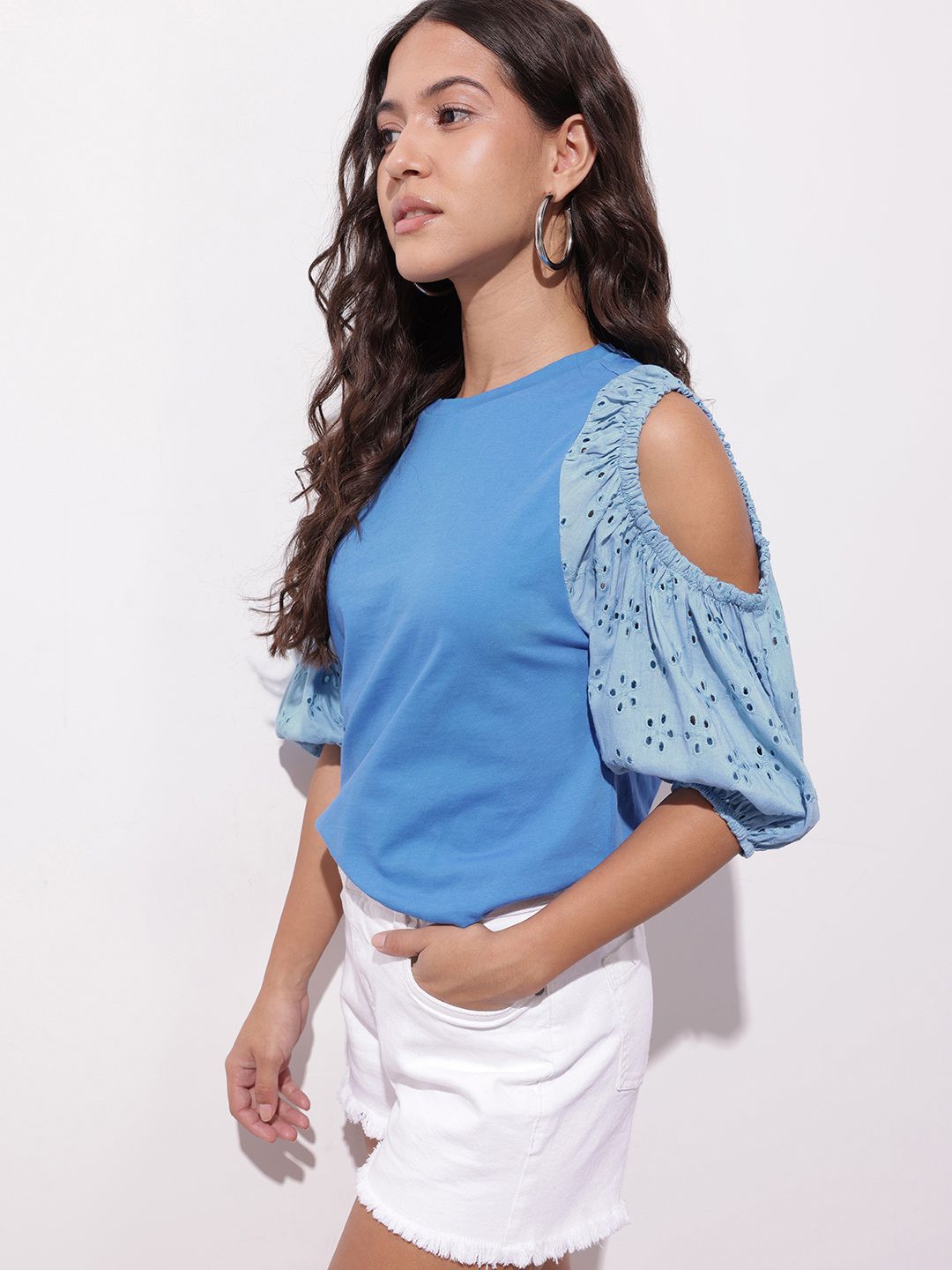 DressBerry Weekend Chic Essential Schiffli Top