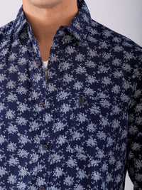 Garage CO Indian Lelaki Tentera Laut Biru & Putih Bercetak Pure Cotton Casual Shirt