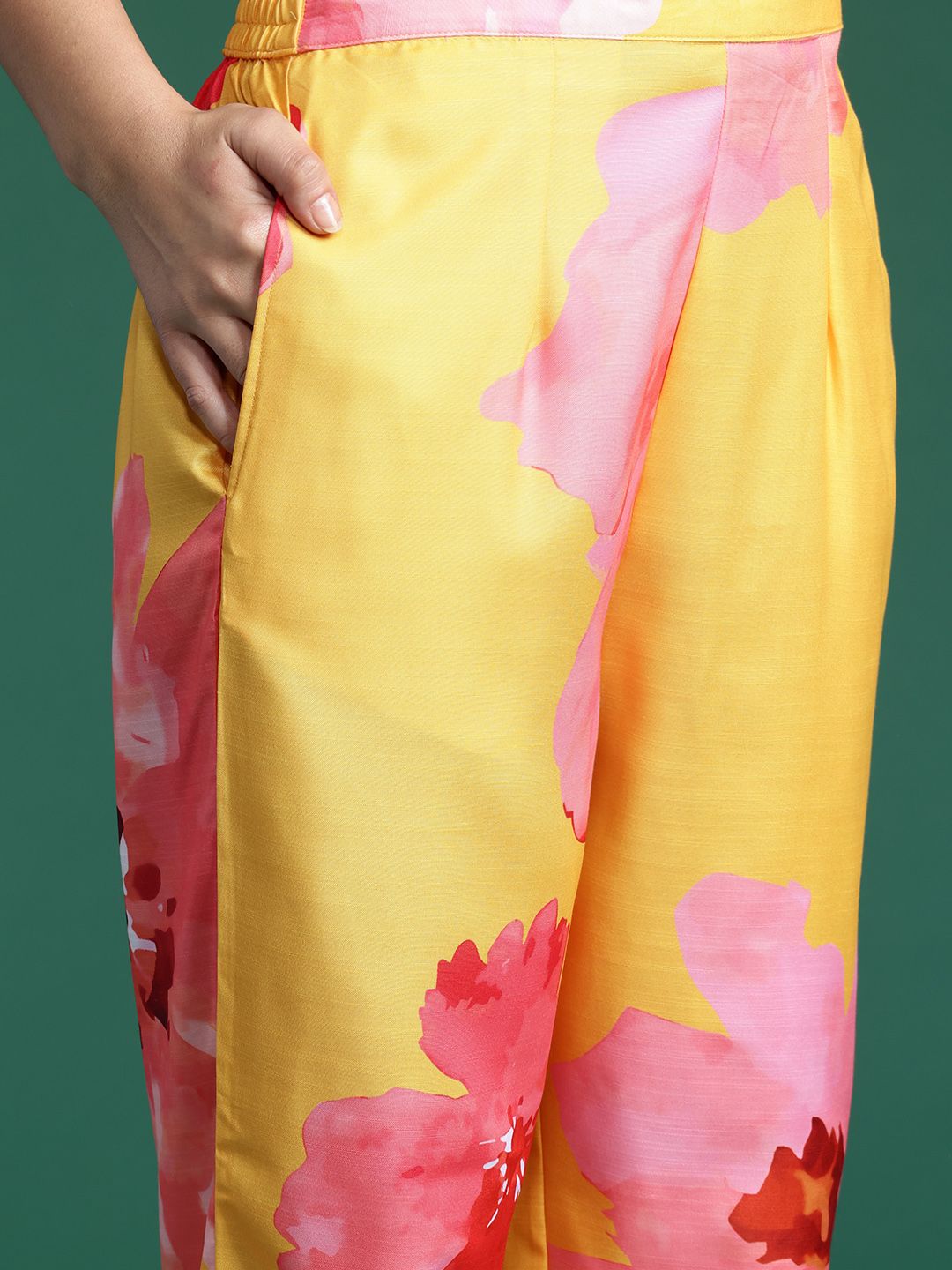 Indo Era Women Floral Printed Regular Kurta with Trousers