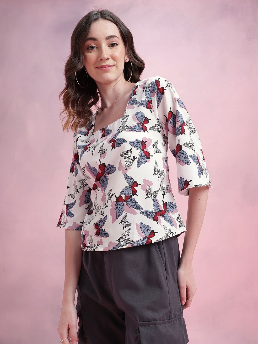 DressBerry Conversational Print Square Neck Flared Sleeves Top