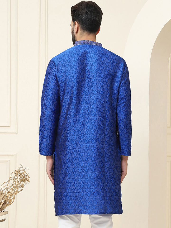 SOJANYA Men Blue Woven Design Straight Kurta
