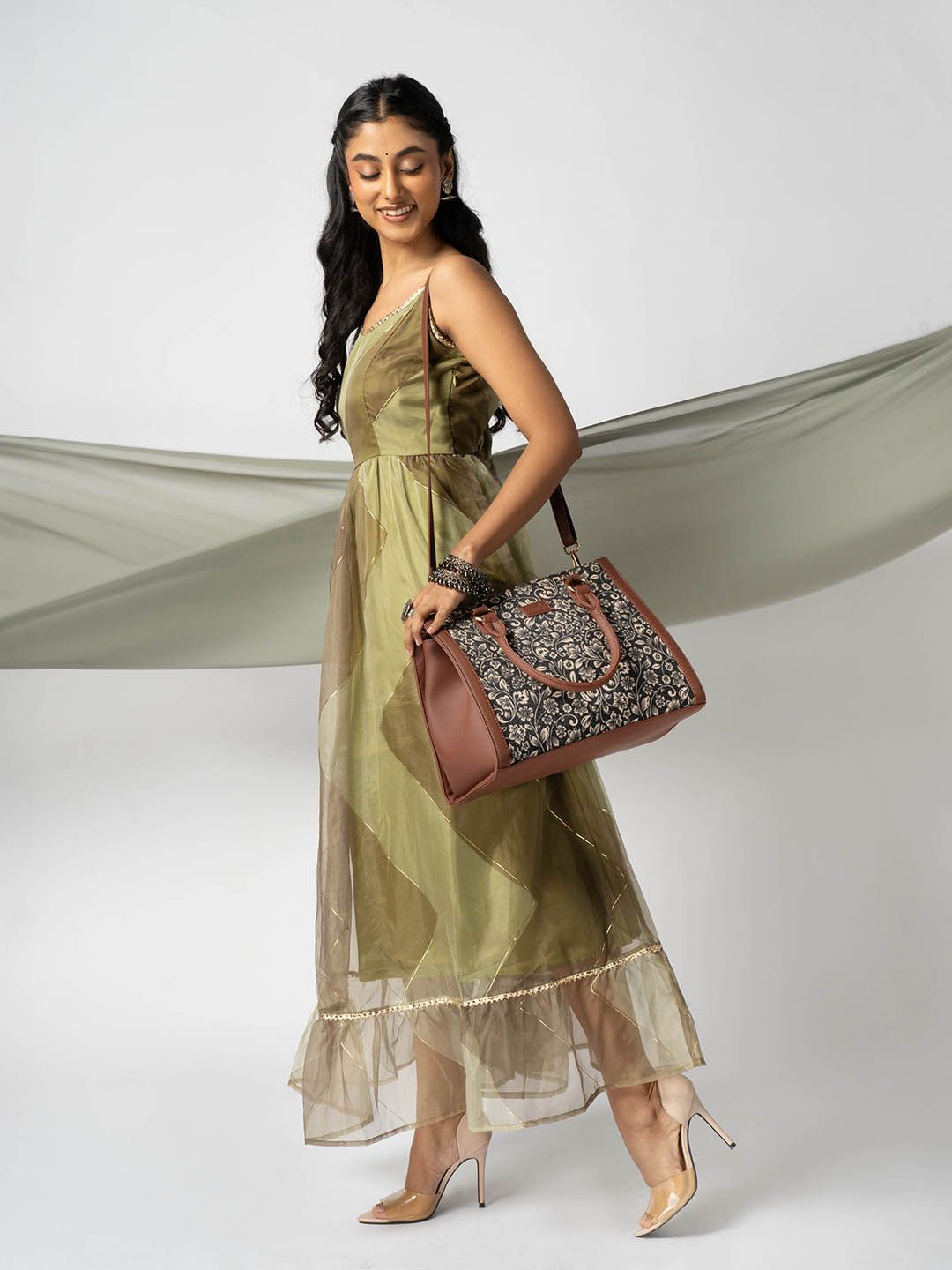 ZOUK =Floral Printed Structured Jute Handheld Bag