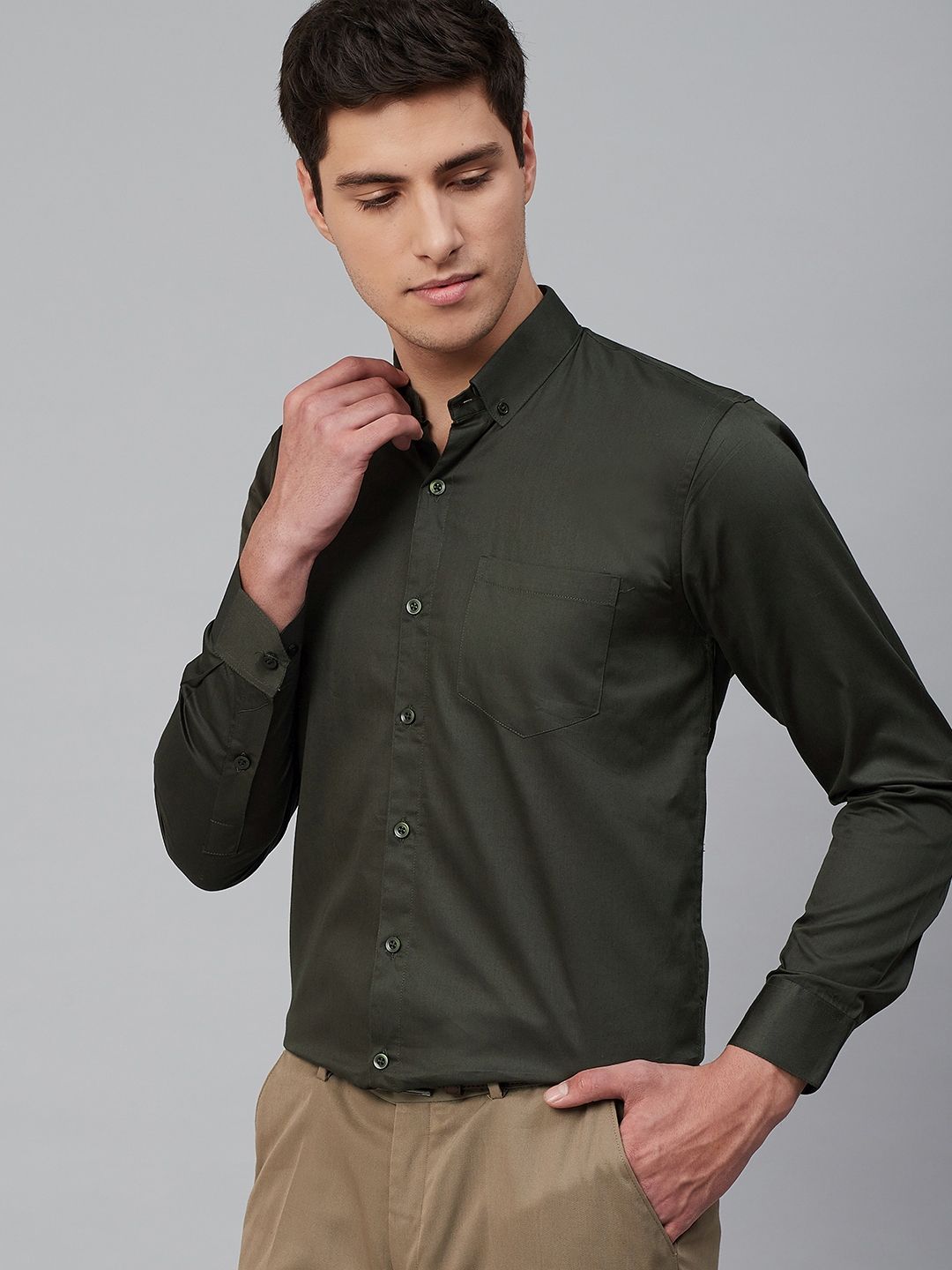 DENNISON Men Green Comfort Regular Fit Solid Formal Shirt