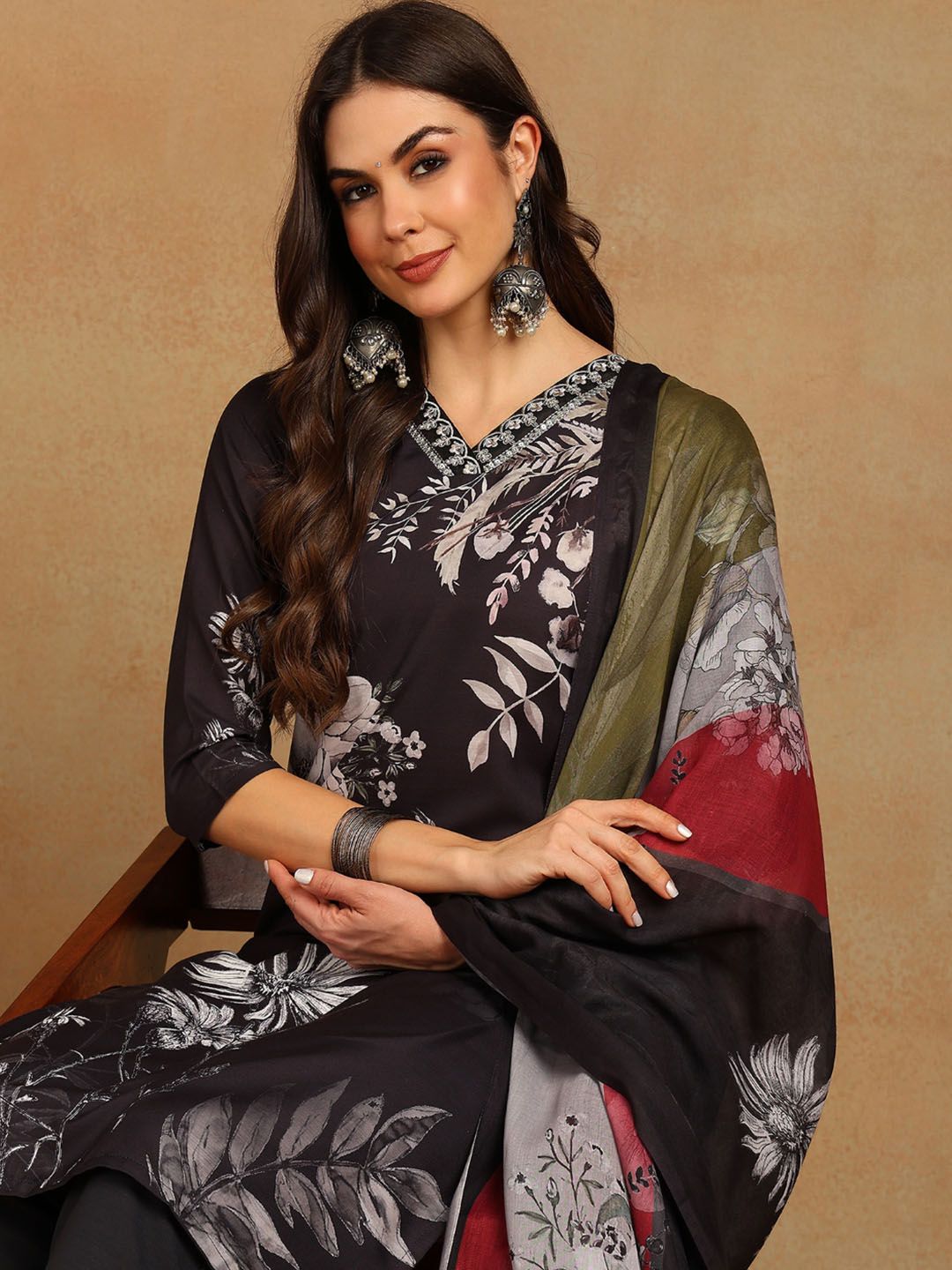 KALINI Women Floral Printed Regular Sequinned Kurta with Trousers & With Dupatta