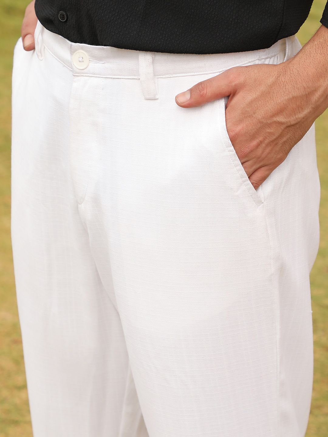 Campus Sutra Men Mid-Rise Relaxed Loose Fit Easy Wash Trouser