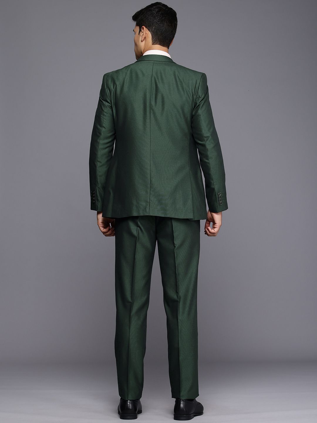 Raymond Single Breasted Contemporary Fit 3-Piece Formal Suit