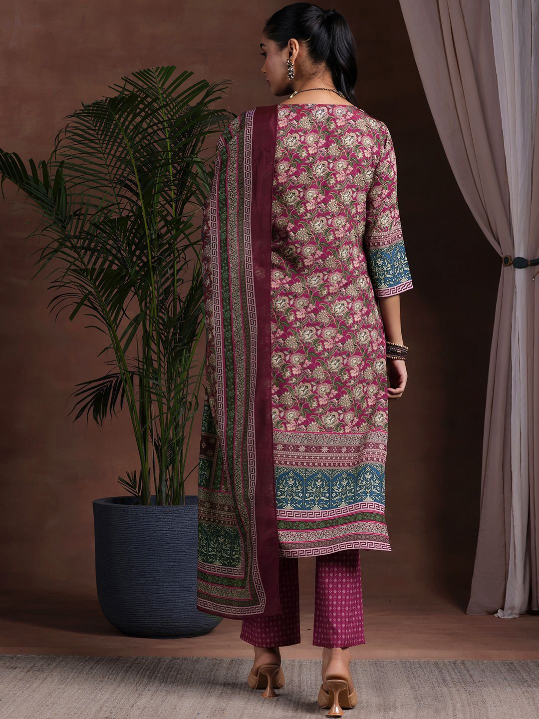 Libas Women Floral Printed Notched Neck Straight Kurta With Trousers & Dupatta