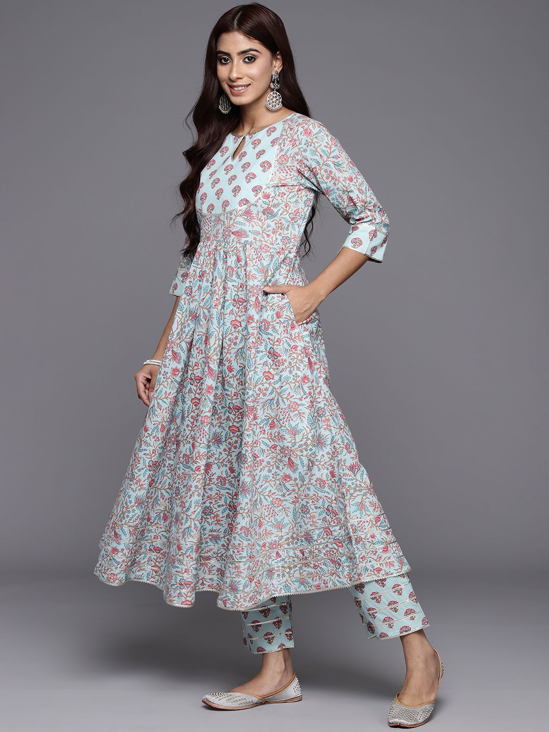 Libas Women Floral Printed Pleated Gotta Patti Pure Cotton Kurta with Trousers & Dupatta
