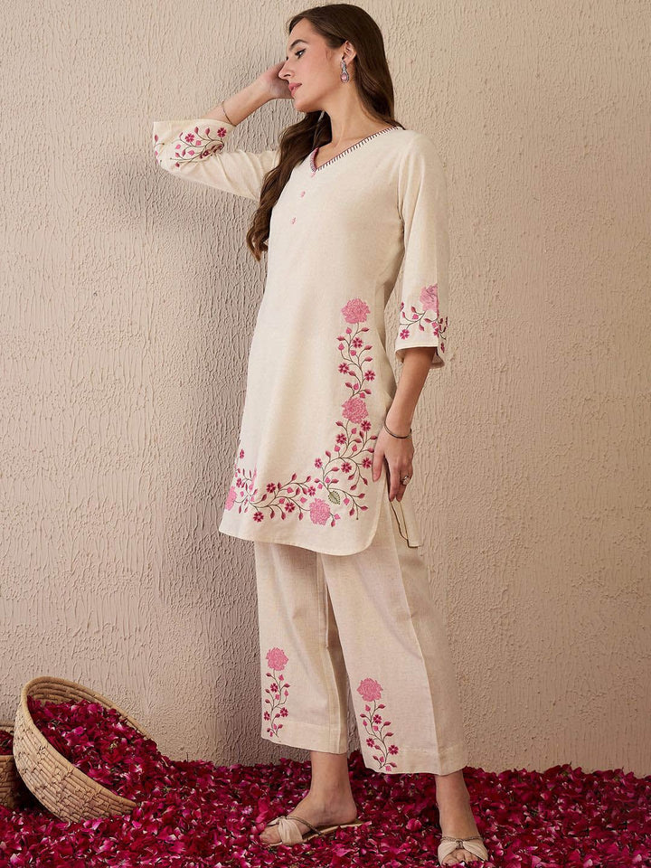 Indo Era Women Floral Embroidered Regular Thread Work Pure Cotton Kurta with Palazzos