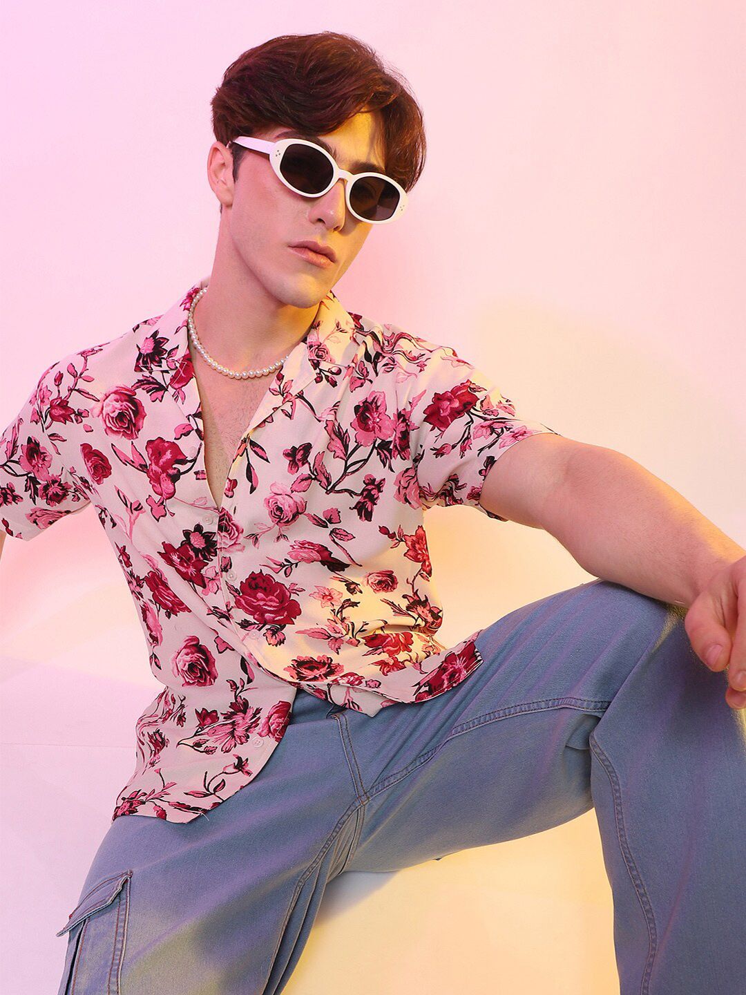 Campus Sutra Spread Collar Short Sleeves Floral Classic Printed Casual Shirt