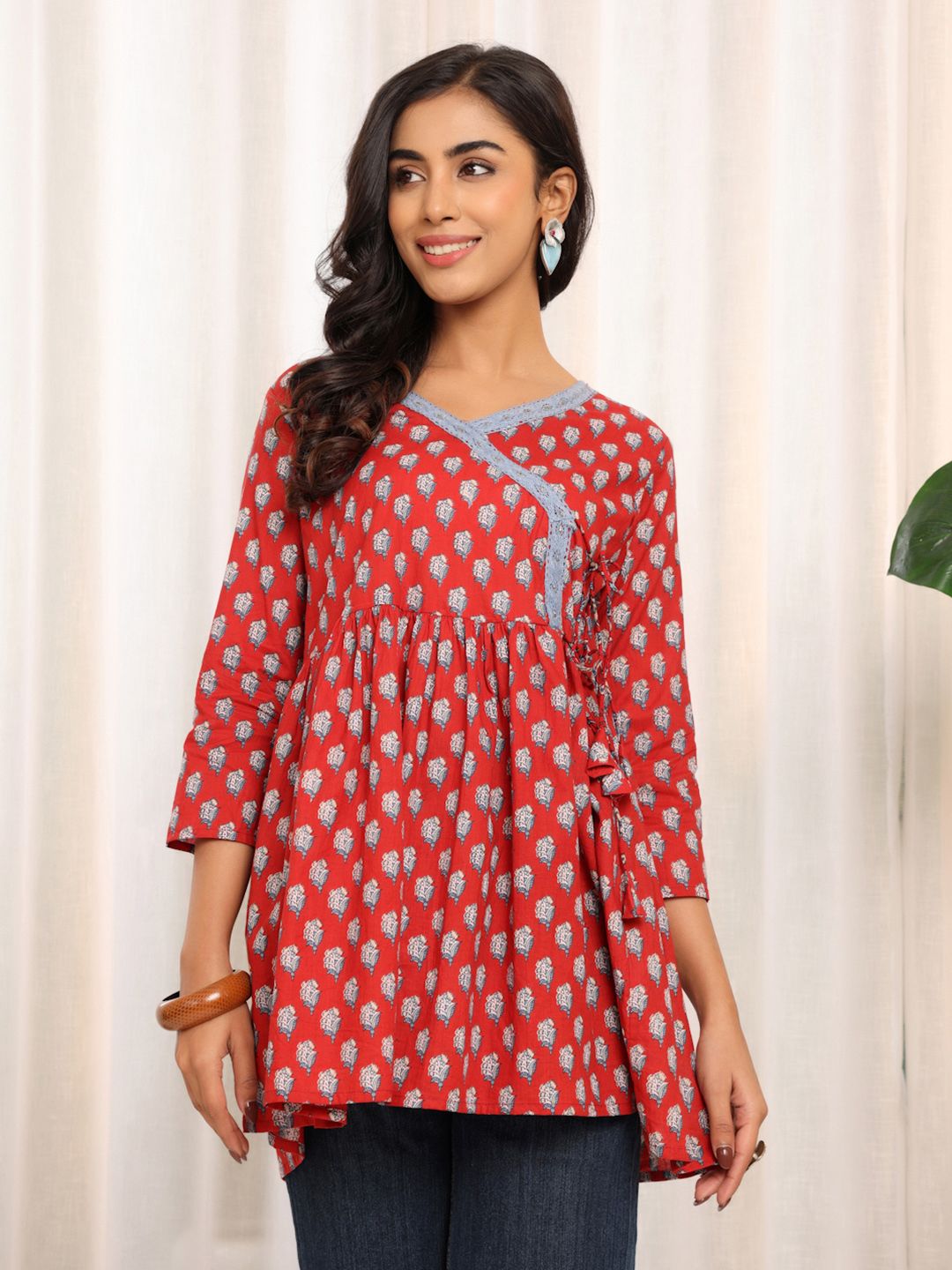 Varanga Women Floral Printed V-Neck Pure Cotton Angrakha Kurti