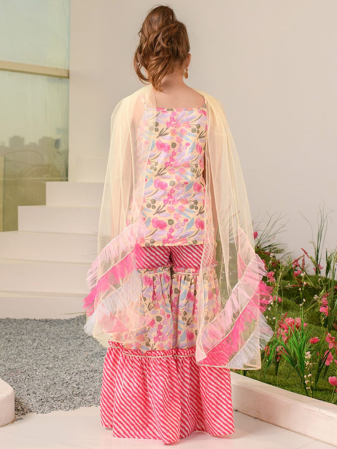 pspeaches Girls Floral Printed Regular Pure Cotton Kurta with Sharara & Dupatta