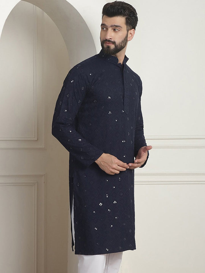 SOJANYA Sequinned Thread Work Mandarin Collar Kurta