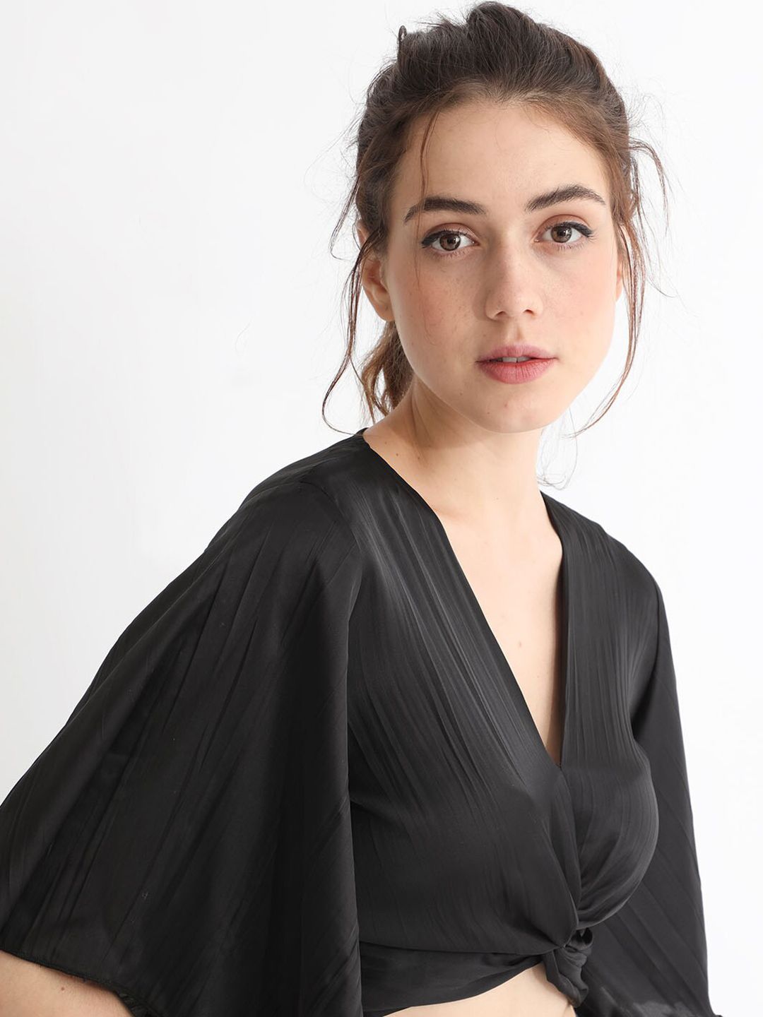 RAREISM V-Neck Flared Sleeve Cotton Crop Top