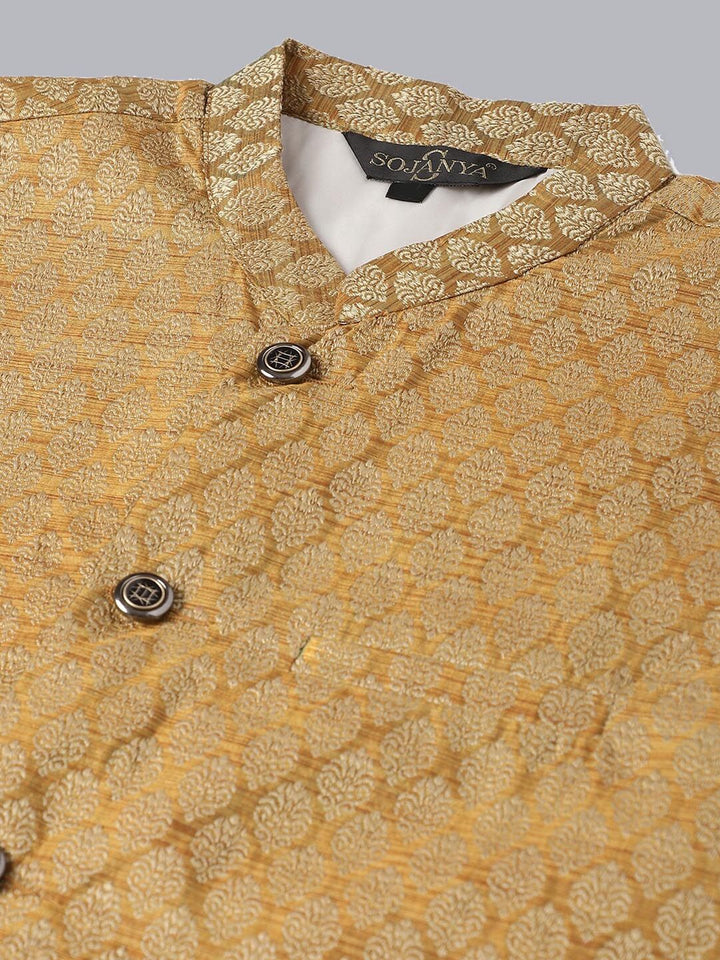 SOJANYA Embroidered Mandarin Collar Regular Kurta With Churidar & Nehru Jacket