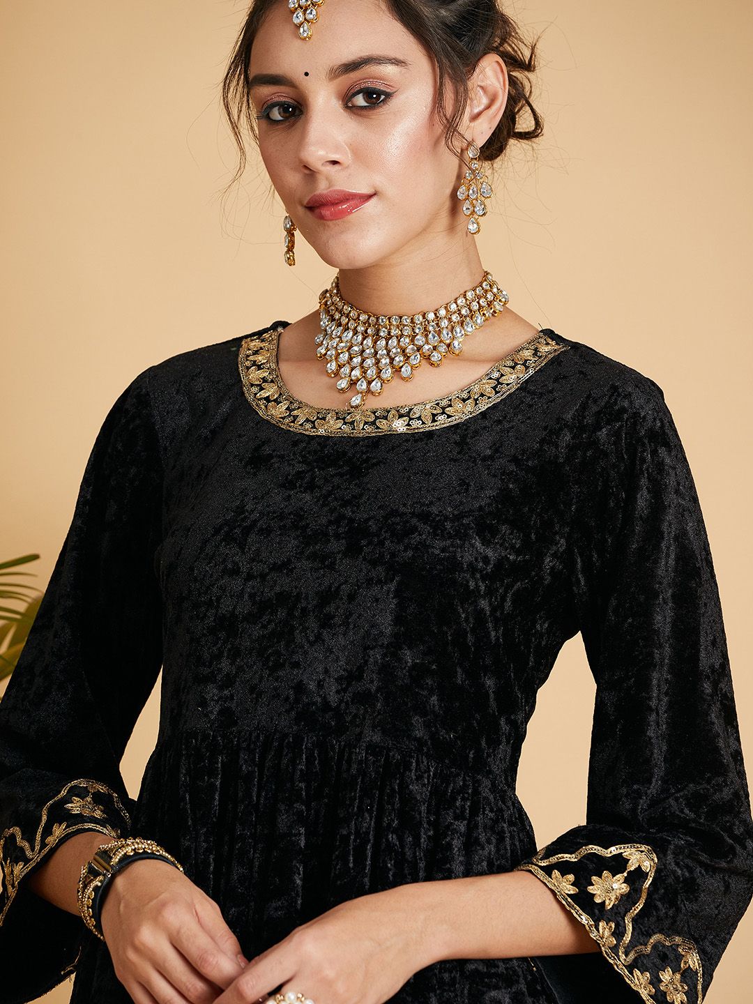 Shae by SASSAFRAS Black Empire Gotta Patti Velvet Kurta with Palazzos