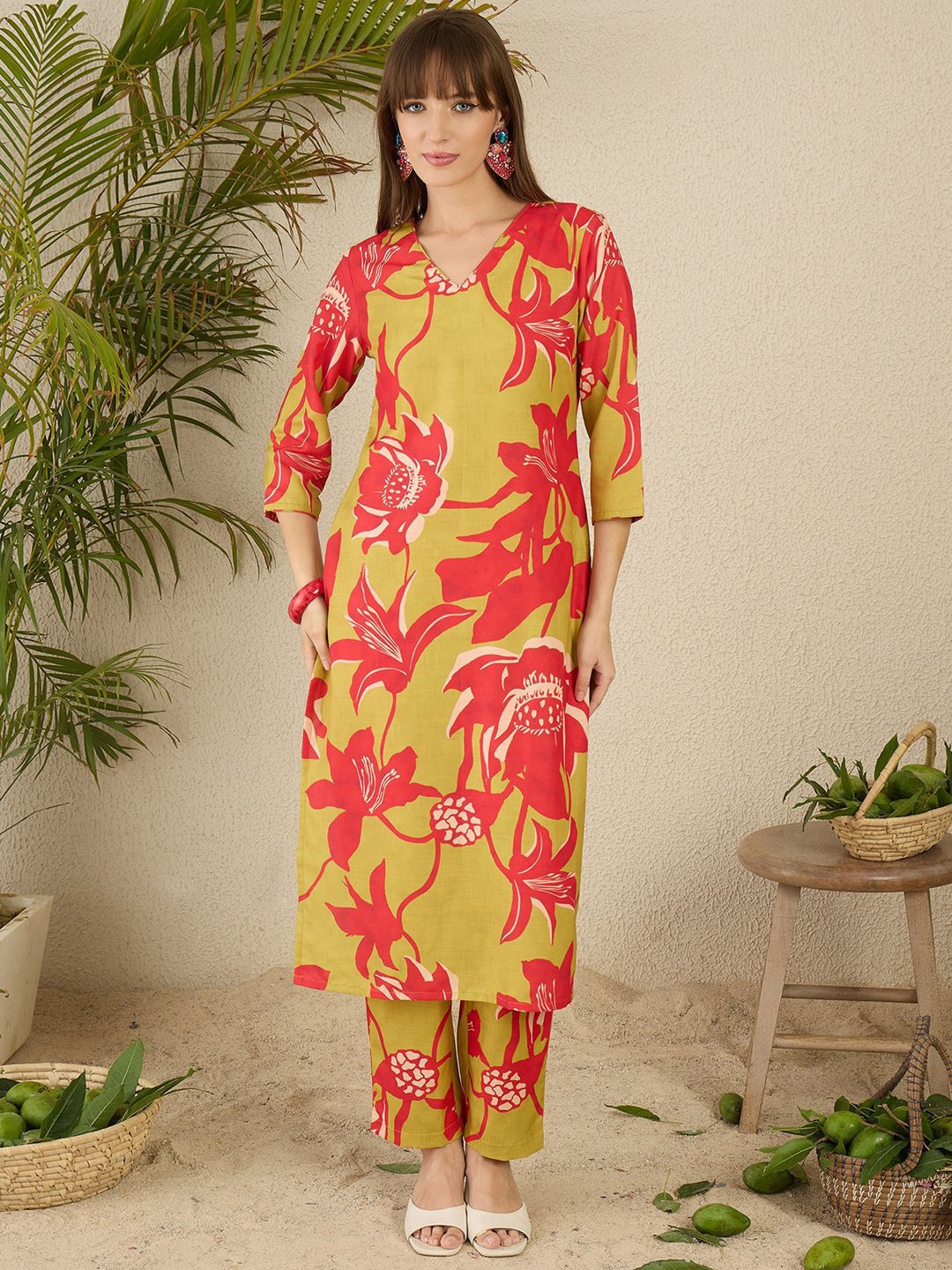 Indo Era Women Floral Printed Regular Kurta with Trousers