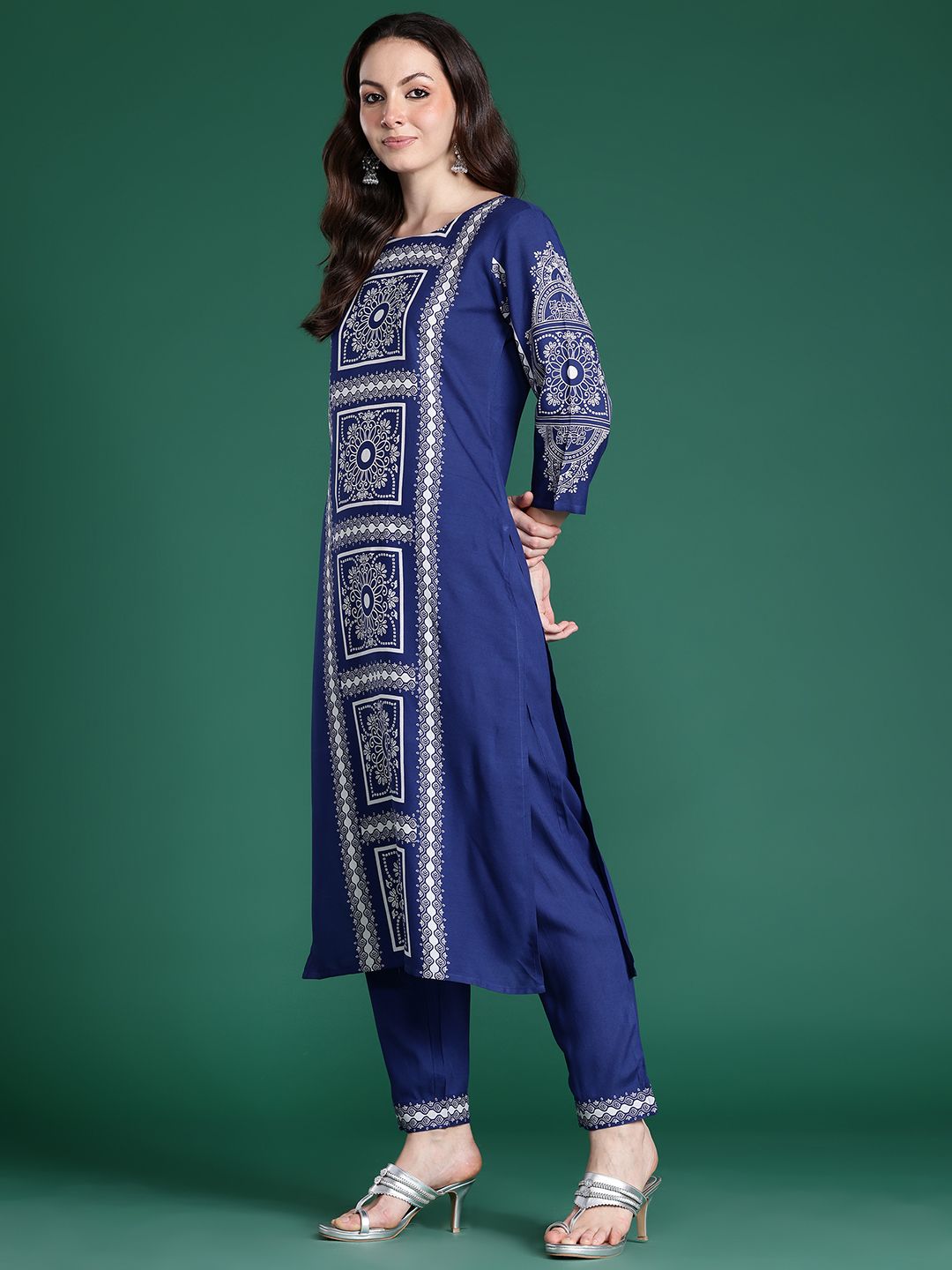 Indo Era Floral Printed Regular Kurta with Trousers