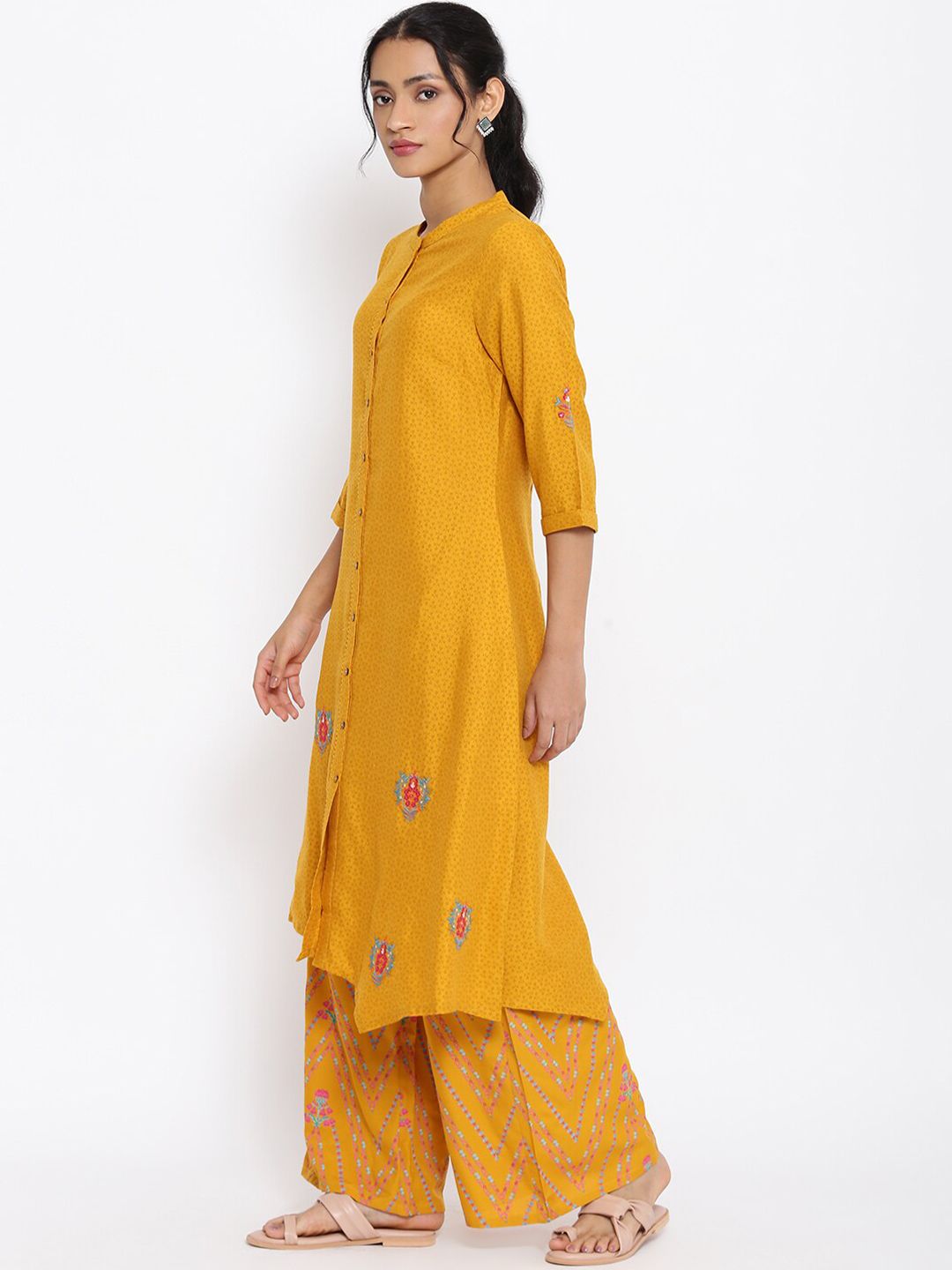 W Floral Print Rayon A-Line Kurta With Parallel Pant