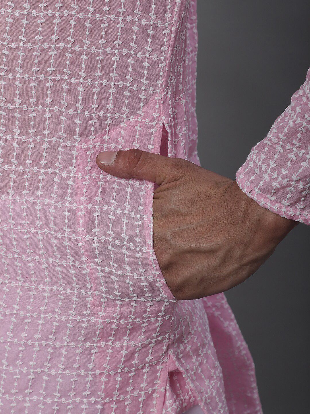 SOJANYA Motif Etnik Sulam Benang Berfungsi Kurta Kapas Tulen Dengan Churidar