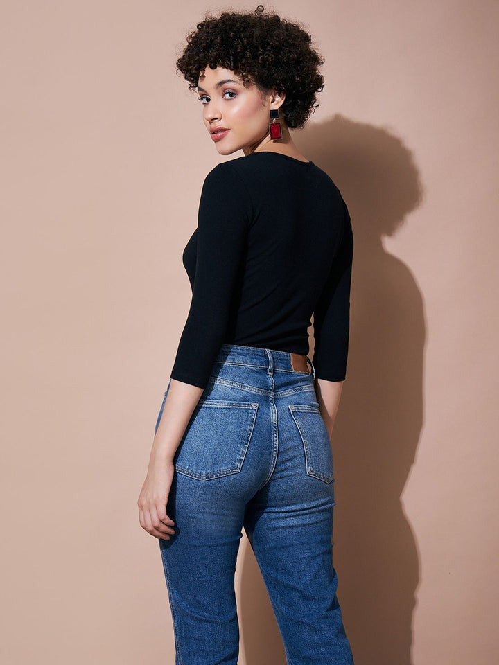 SASSAFRAS BASICS Ribbed Round Neck Bodysuit