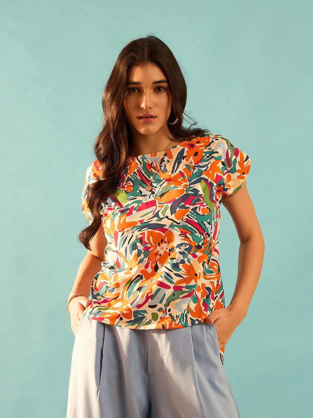 Berrylush White Abstract Printed Cut Out Detailed Twisted Extended Sleeve Styled Back Top