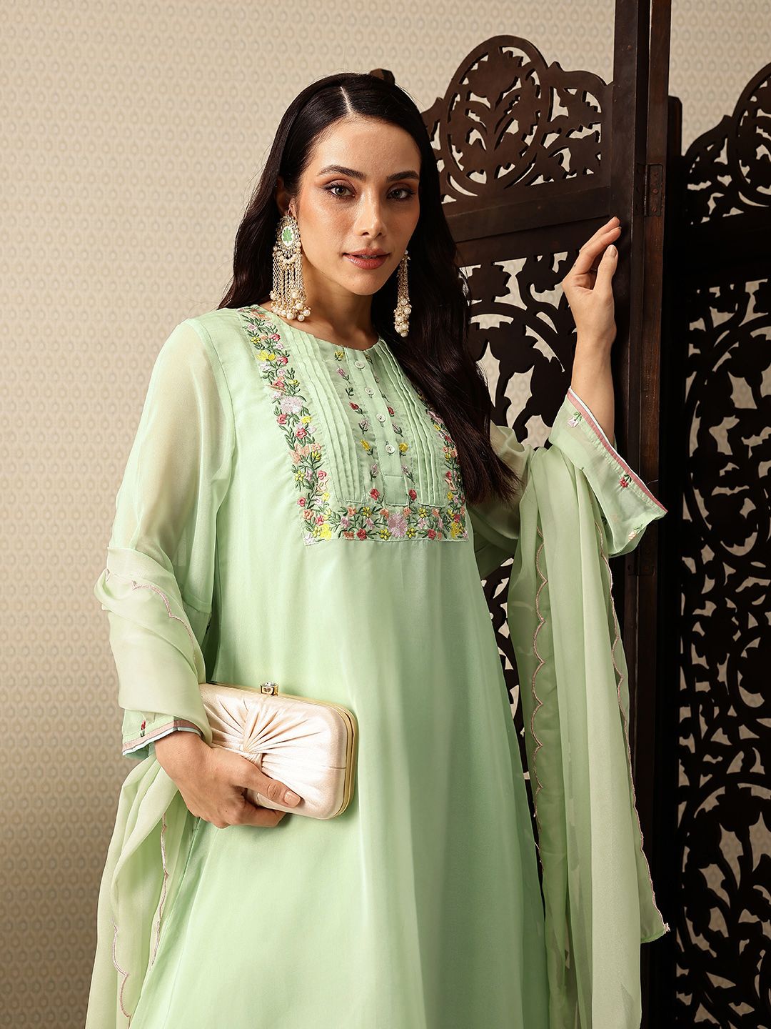 House of Pataudi Floral Embroidered Jashn Kurta with Palazzos & Dupatta