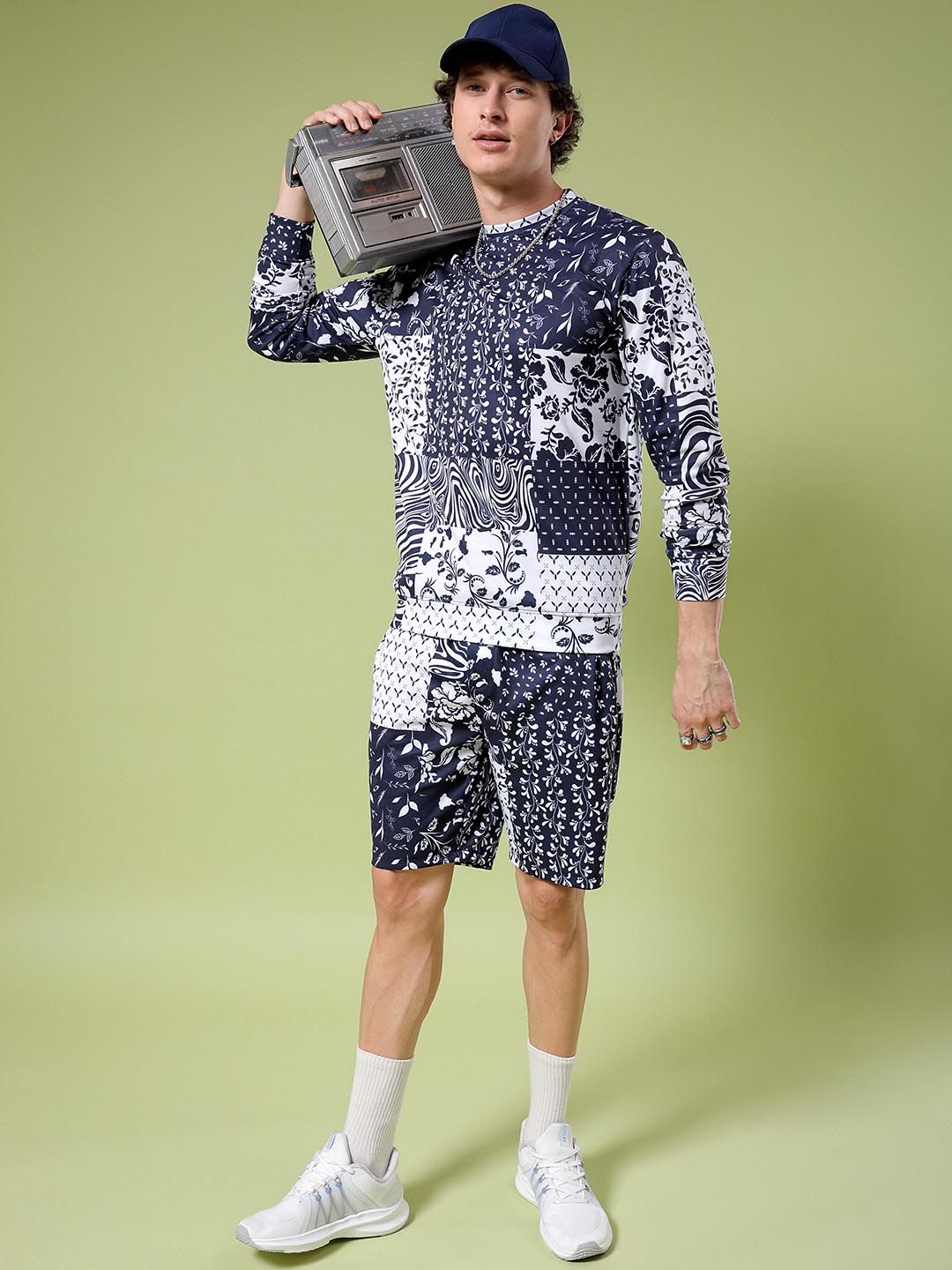 The Indian Garage Co Printed Hooded Sweatshirt With Shorts Co-Ords