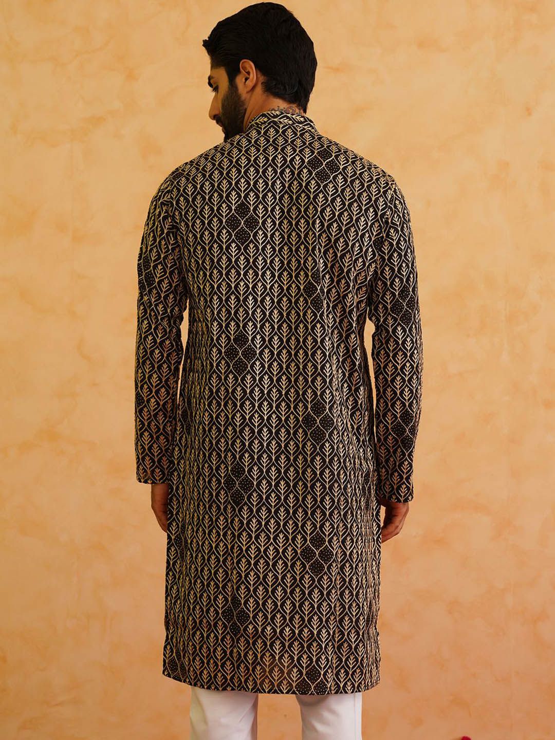 SOJANYA Ethnic Motifs Embroidered Thread Work Detailed Pure Cotton Kurta With Pyjamas