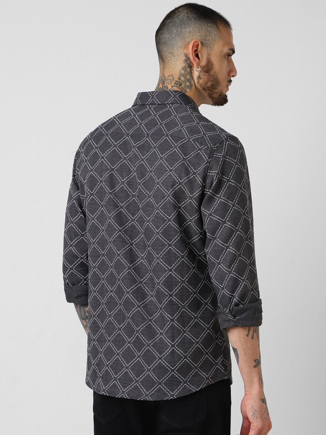 VASTRADO Men Classic Slim Fit Geometric Printed Casual Shirt